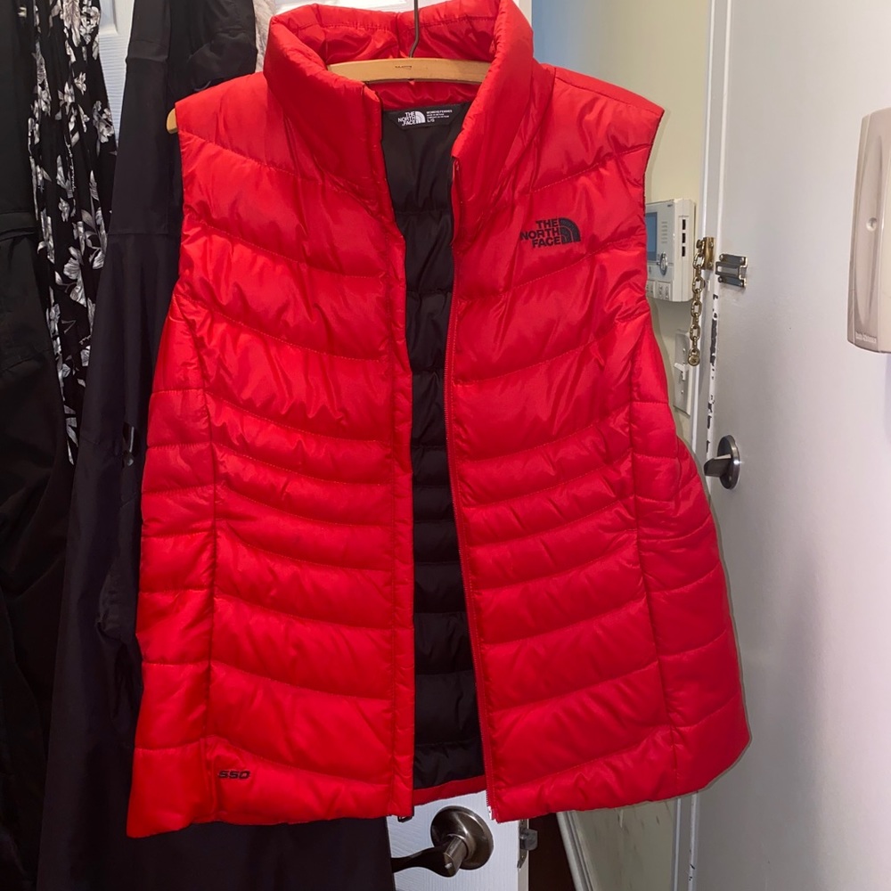Brand new North Face red vest size L